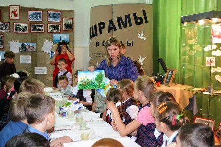 ГУСИ-ЛЕБЕДИ  И ОДУВАНЧИКИ