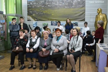 Завтра вырастает из вчера Завтра вырастает из вчера