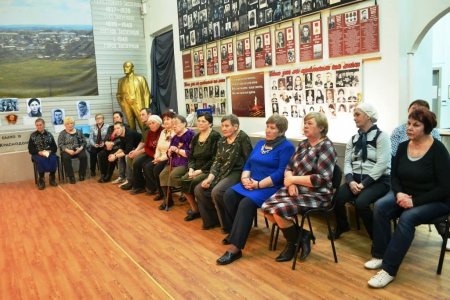 И помнит мир спасённый И помнит мир спасённый