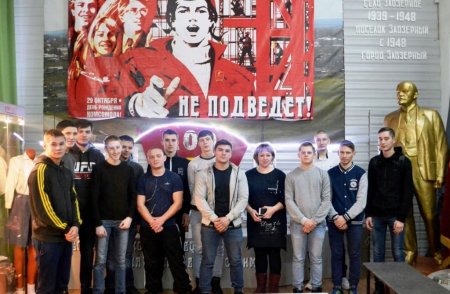 Курсанты и комсомол.