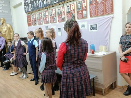 «Сквозь время и расстояние……»