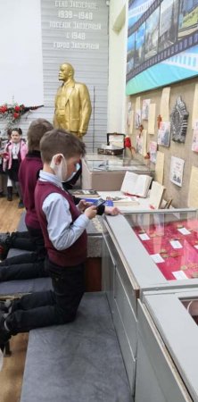 Всё для фронта, всё для победы! Всё для фронта, всё для победы!